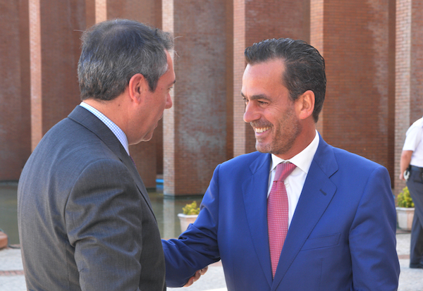 Espadas y Arrizabalaga se saludan en Sevilla