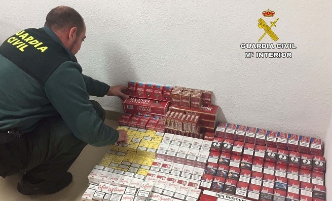La Guardia Civil desmantela un estanco ilegal en Huelva