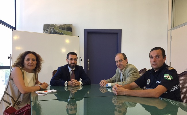 Altadis y el Ayuntamiento de La Línea colaboran frente al contrabando de tabaco