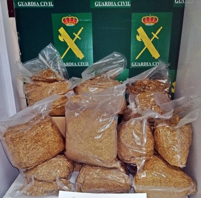 Intervenidos 10 kilos de tabaco picado en Badajoz para la fabricación y venta clandestina de cigarrillos