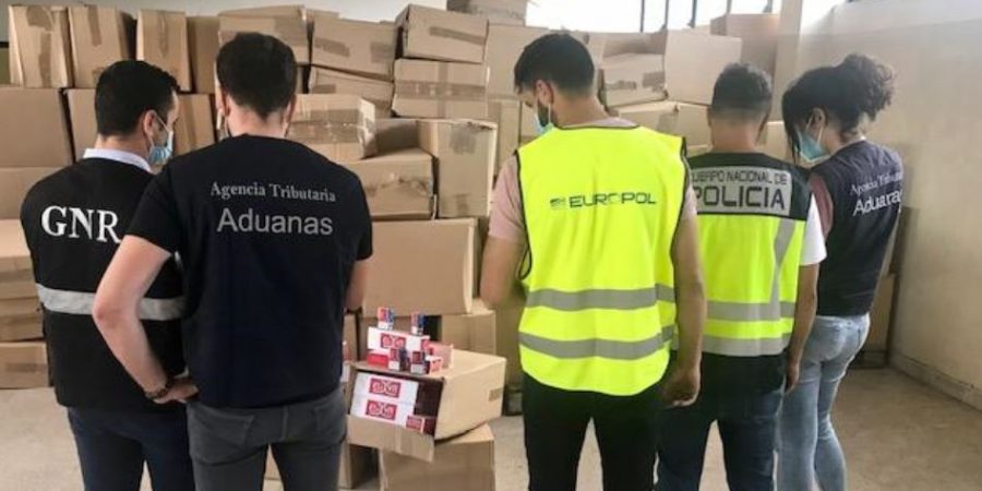 Desarticulada una red de contrabando de tabaco entre España y Portugal <br> que habría ocasionado un fraude de 4 millones de euros