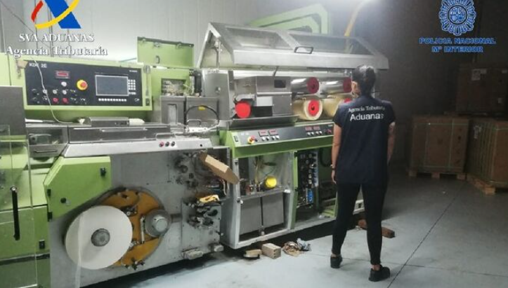 Desmantelada una fábrica clandestina de tabaco con capacidad para producir 50 millones de cigarrillos al mes