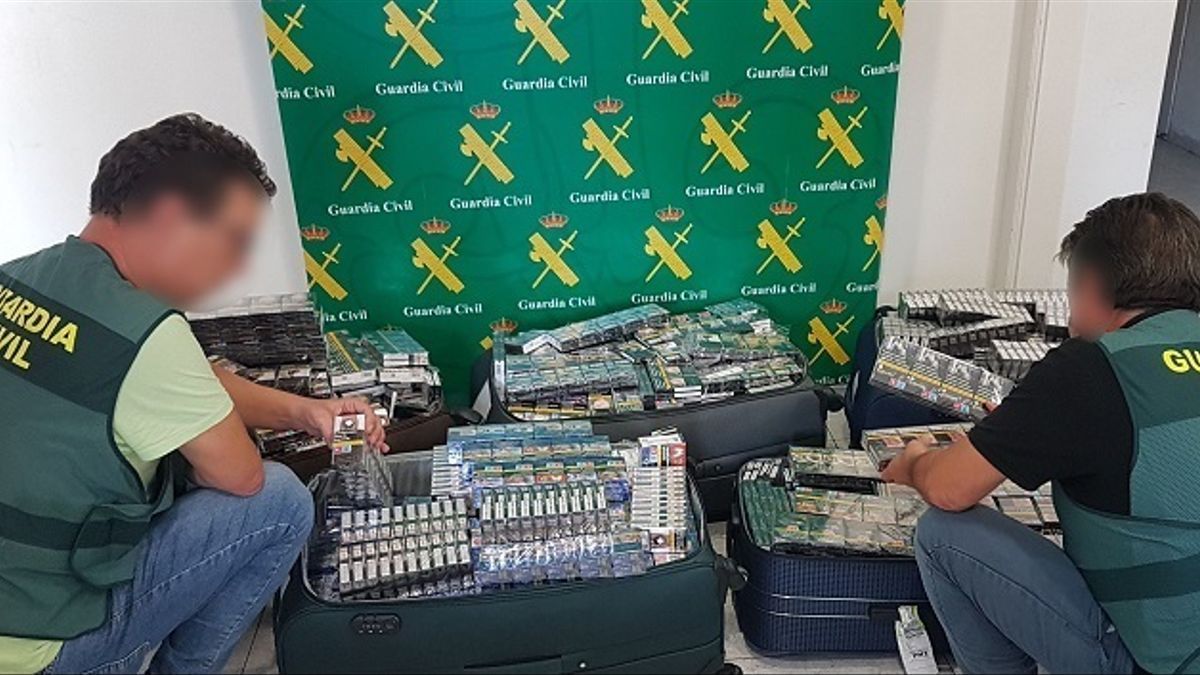 Intervenidas más de 5.000 cajetillas de tabaco en el aeropuerto de Mallorca