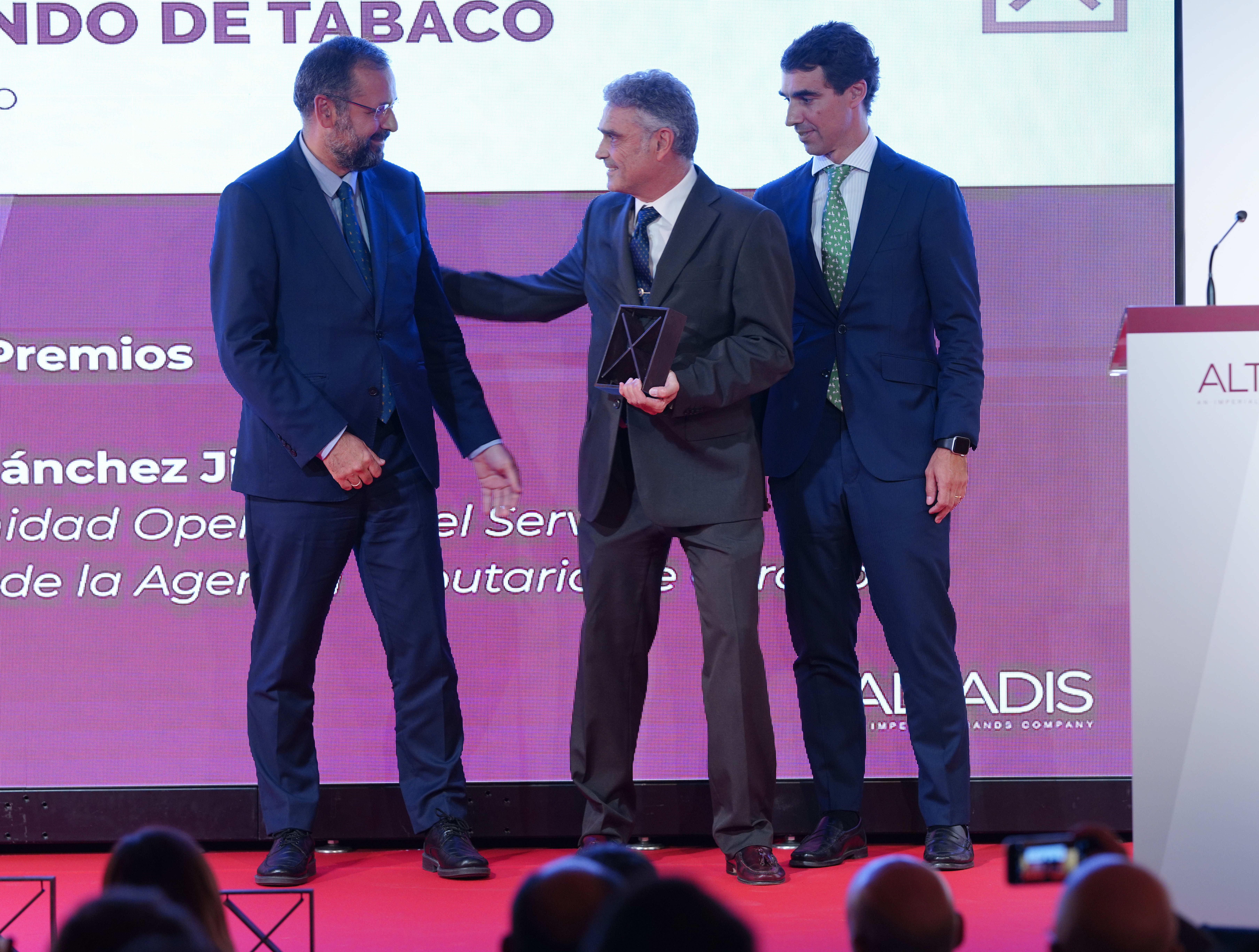 Conoce a los premiados en el VII Congreso Frente al Contrabando de Tabaco, organizado por ALTADIS