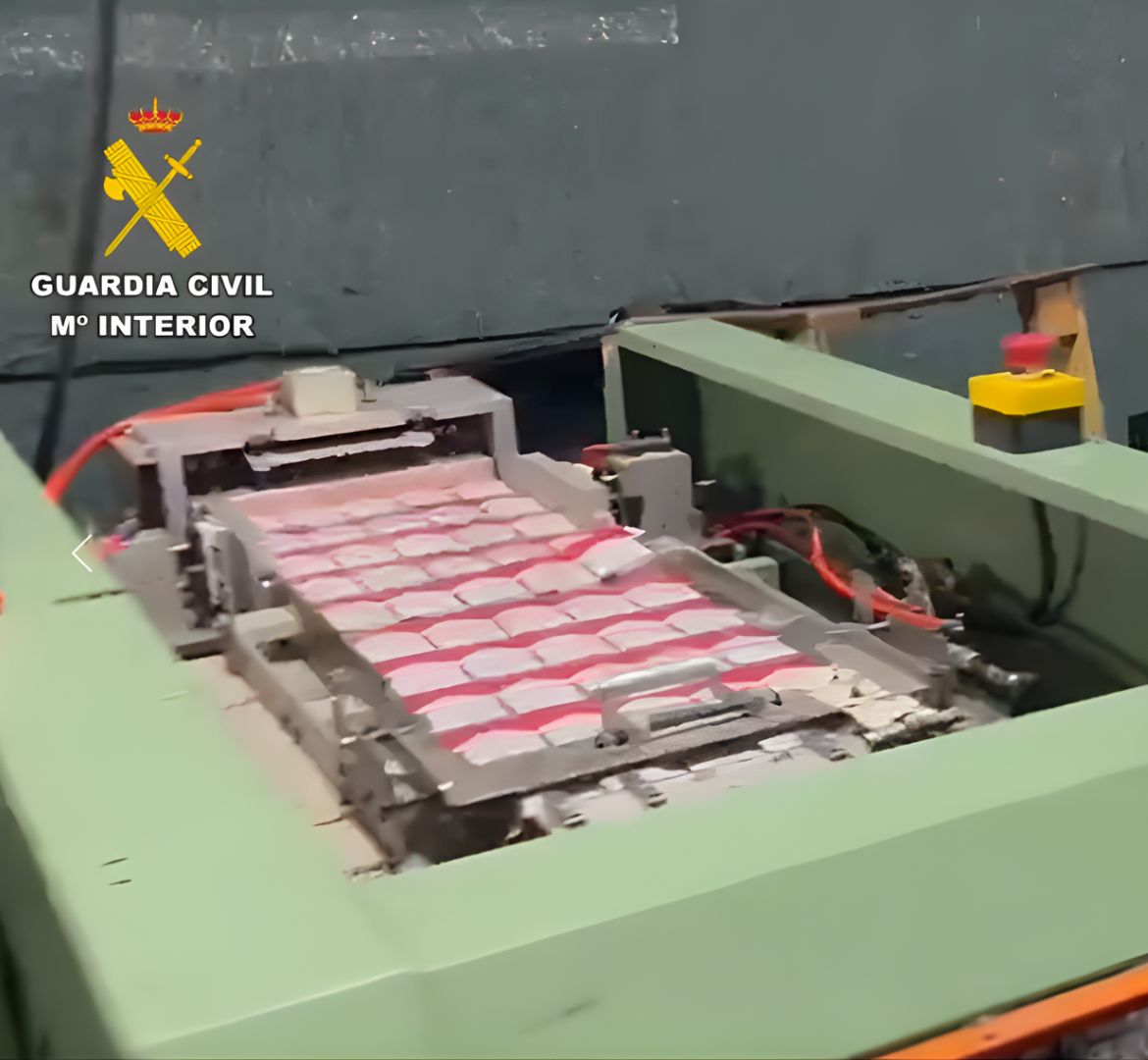 La Guardia Civil incauta en Barcelona 100 toneladas de tabaco: uno de los mayores alijos de España 